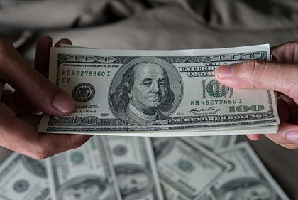 Доллар дешевеет второй день подряд: курс валют в Кривом Роге 28 ноября