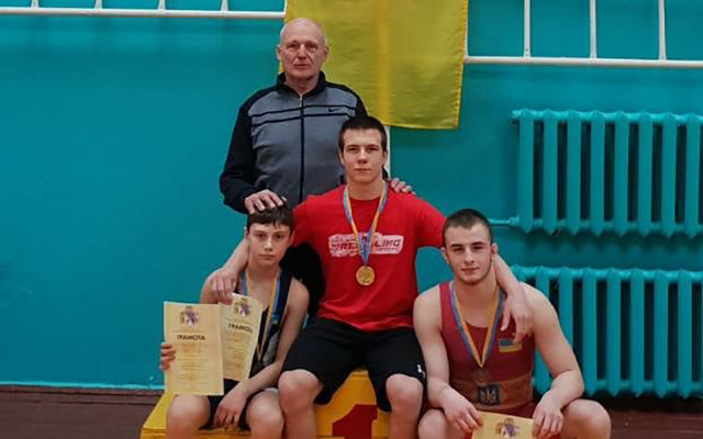 Криворожане завоевали медали на областном чемпионате по греко-римской борьбе