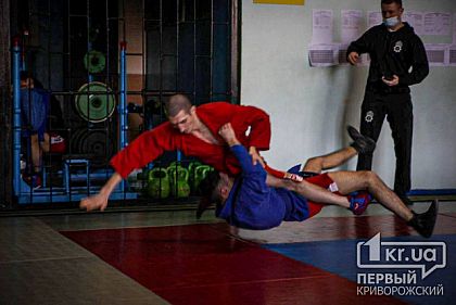 49 військовослужбовців беруть участь у чемпіонаті з самбо у Кривому Розі