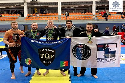Патрульные из Кривого Рога заняли призовые места на турнире по джиу-джитсу