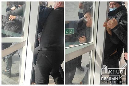 Силой из здания исполкома «муниципалы» вытолкали криворожанина, который хотел попасть на заседание комиссии