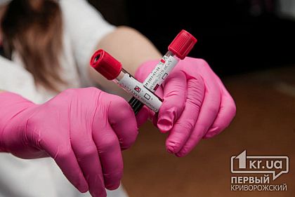 Рекордное количество украинцев за сутки скончалось от осложнений, вызванных коронавирусом