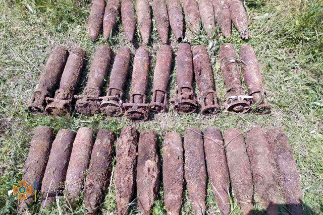 Специалисты ГСЧС ликвидировали 32 боеприпаса в Кривом Роге