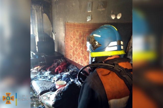 За полчаса спасатели в Кривом Роге потушили пожар в многоэтажке