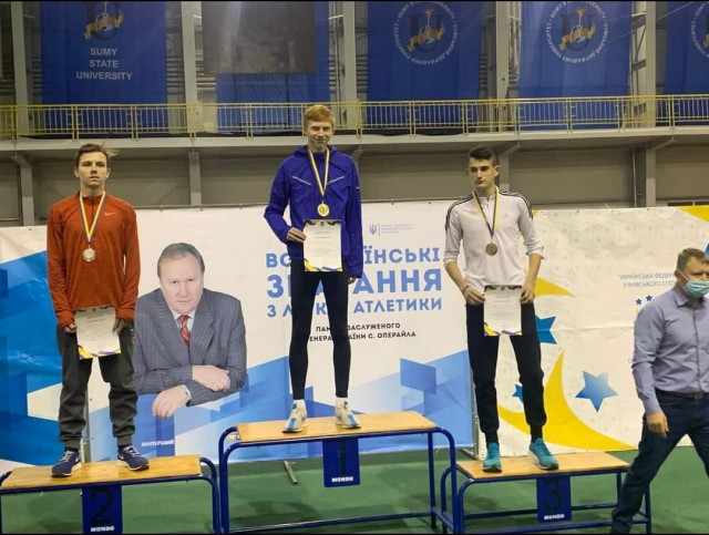 Криворожанин получил первое место на Всеукраинских соревнованиях по легкой атлетике