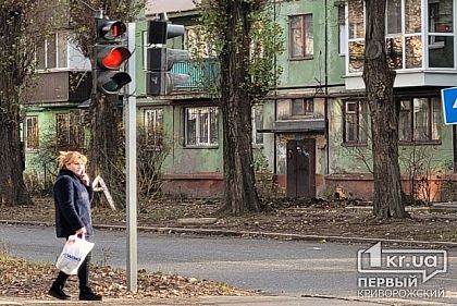 В Кривом Роге установили светофор на перекрестке улиц Костенко и Героев АТО