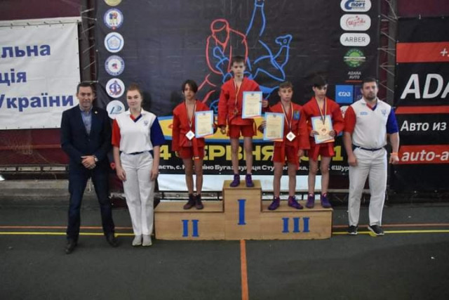 Криворожанин привез медаль с Чемпионата Украины по самбо