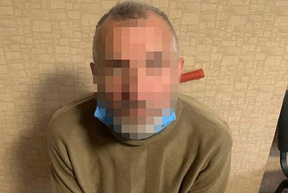 Задержан криворожанин, угрожавший взорвать банкоматы в супермаркете Задержан криворожанин, угрожавший взорвать банкоматы в супермаркете