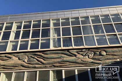 На ремонт бассейна в ДСЮШ №1 хотят потратить еще 23 миллиона гривен