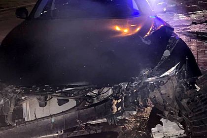 Выпивший криворожанин на авто врезался в дерево