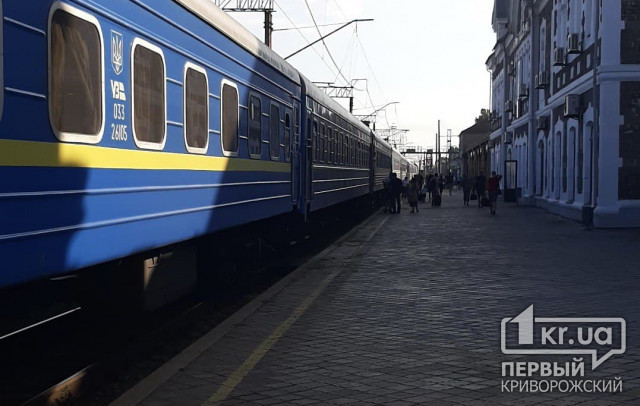 Укрзализныця назначила дополнительные поезда ко Дню защитников и защитниц Украины