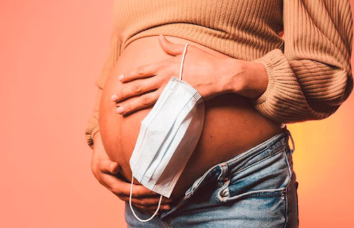 Беременные женщины имеют больший риск осложнений после Covid-19
