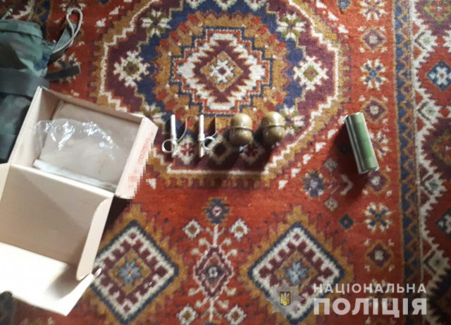 В Кривом Роге полиция открыла два уголовных дела по факту взрыва гранаты