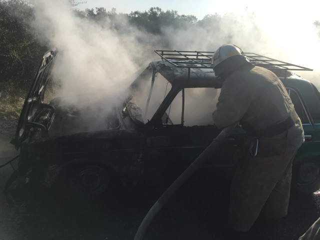 В Криворожском районе сгорел автомобиль