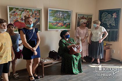 Українська художня мова: у Кривому Розі відкрилася виставка