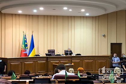 МОЛНИЯ: секретарь горсовета Кривого Рога отказался от должности