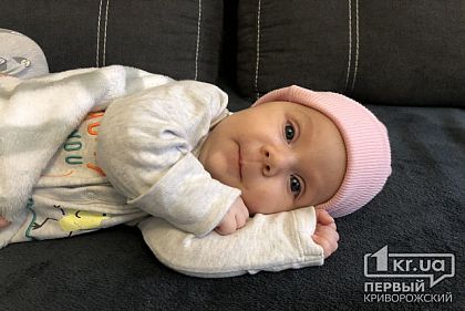 Дочке фельдшерки и сапера из Кривого Рога нужна помощь: семья собирает 67 миллионов гривен