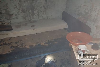 Пожарные спасли пенсионера во время пожара