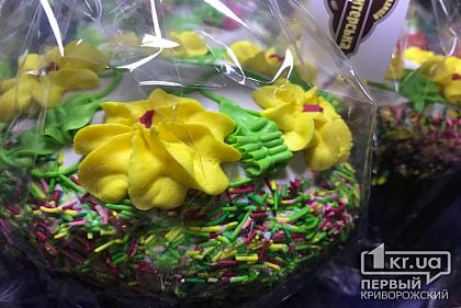 Пасха 2021: обзор цен на праздничную выпечку