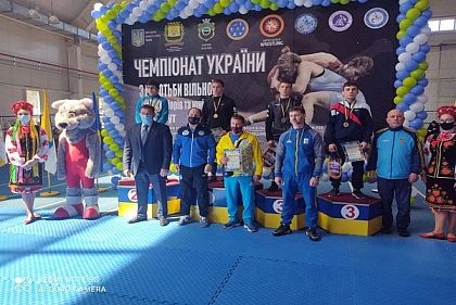 Криворожане завоевали медали на чемпионате Украины по вольной борьбе