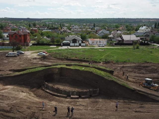 Стоунхендж: під час розкопів кургану знайшли ще одну археологічну пам&#039;ятку