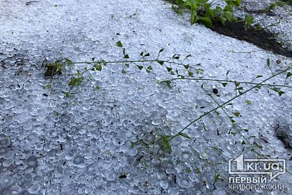 Ливень и град: в Кривом Роге объявлено штормовое предупреждение