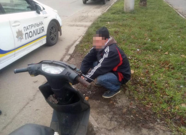 Полицейские в Кривом Роге задержали угонщика скутера