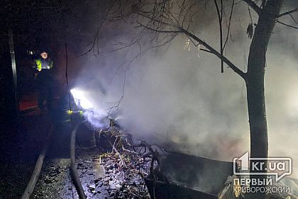 В Желтых Водах сгорела хозпостройка