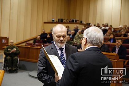 Директора криворожского аэропорта подозревают в растрате более 5 миллионов гривен