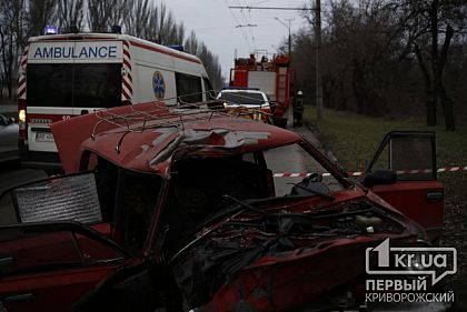 В Кривом Роге случилось ДТП, есть пострадавшие (обновлено)