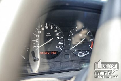 На аренду авто чиновники райсовета хотят потратить почти 2 миллиона гривен