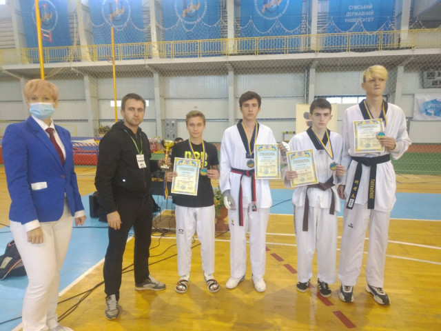 Спортсмени з Кривого Рогу стали призерами на командному чемпіонаті України з тхеквондо