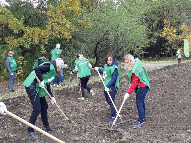 «Зелений центр Метінвест» реалізує проєкт з озеленення міста