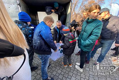 В Кривом Роге в Ингулец выпустили рыбу