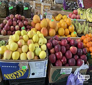 Цены на овощи и фрукты на рынке в Кривом Роге 