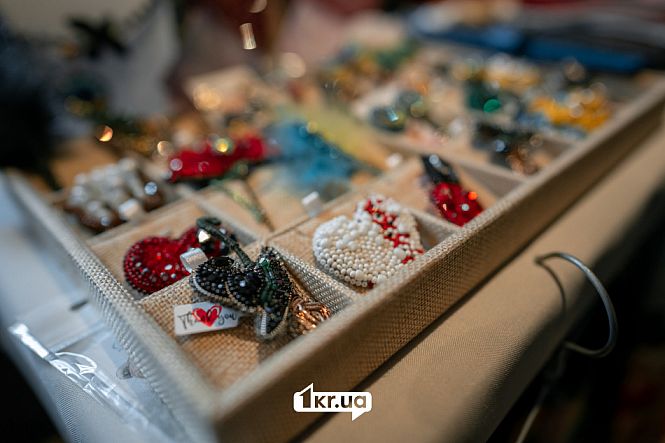 Крафтові вироби на благодійній “Крафтовій здибанці” у Кривому Розі
