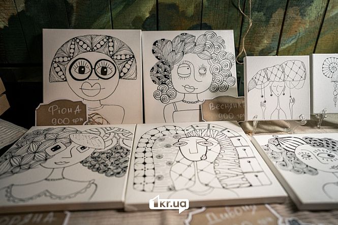 Крафтові вироби на благодійній “Крафтовій здибанці” у Кривому Розі