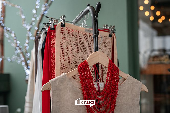 Крафтові вироби на благодійній “Крафтовій здибанці” у Кривому Розі