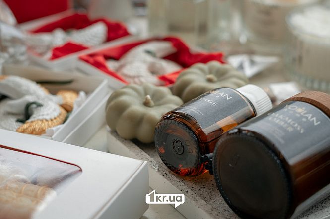 Крафтові вироби на благодійній “Крафтовій здибанці” у Кривому Розі