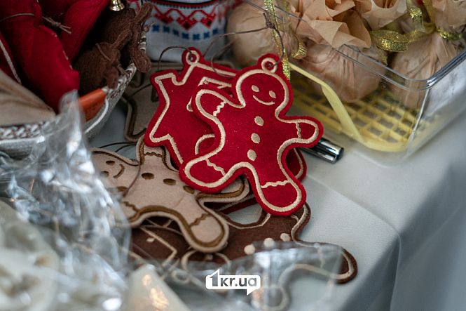 Крафтові вироби на благодійній “Крафтовій здибанці” у Кривому Розі