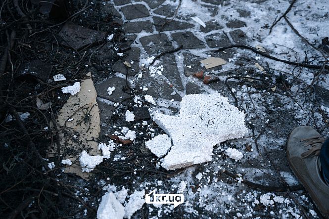 Наслідки ракетного удару по житловому будинку в Кривому Розі