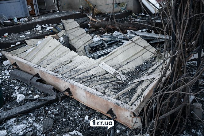 Наслідки ракетного удару по житловому будинку в Кривому Розі