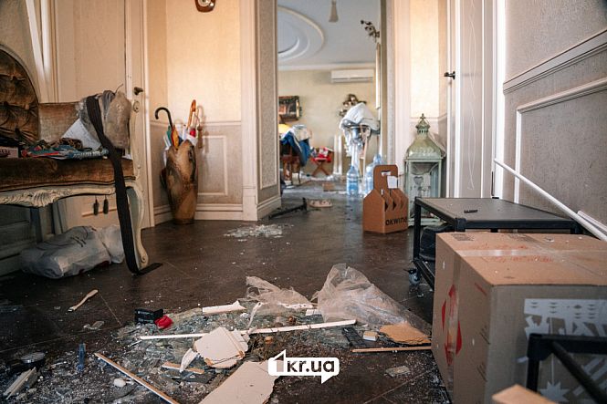 Наслідки нічного обстрілу Кривого Рогу — житловий сектор