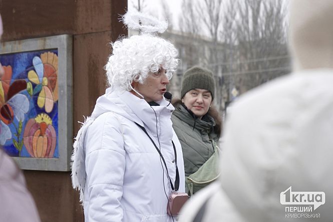 аниматор в костюме ангелочка