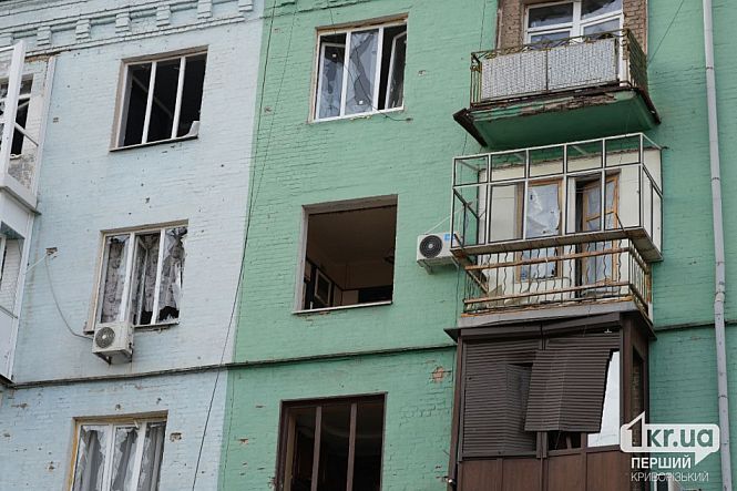 поневічені будівлі від ракетного удару