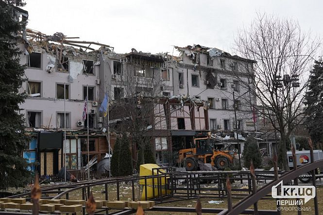 влучання ракети у готель