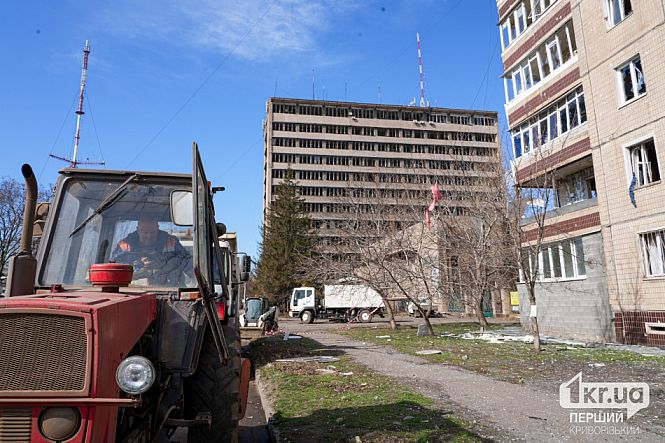 робота над усуненням наслідків удару