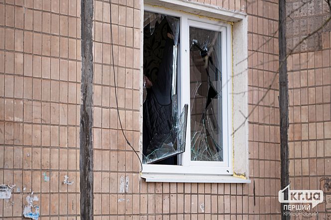вибиті вікна у багатоповерхівці