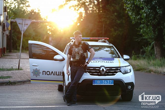 патрульная полиция на месте удара 