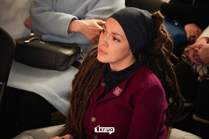 зрительный зал домашние чтения